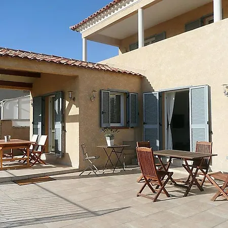 Sleeps 6 Air Con Wifi *