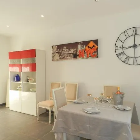 Σπίτι διακοπών Sleeps 6 Air Con Wifi